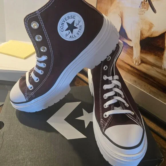 Converse Chuck Taylor All Star Lugged Heel Platform White Bloodstone W Sz 8 NEW - Picture 3 of 11